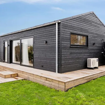 Hébergement de vacances Charming Newly Built 300 M From *