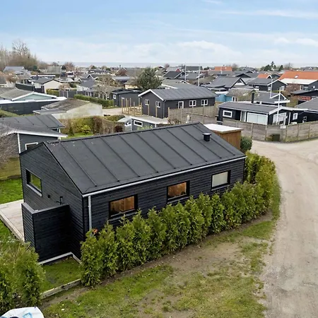 Charming Newly Built 300 M From Hébergement de vacances Karrebæksminde