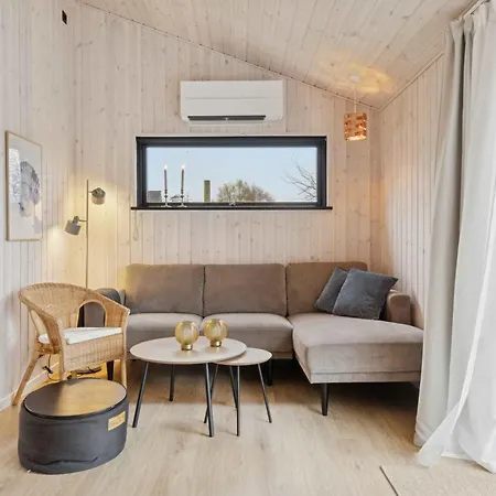Charming Newly Built 300 M From Hébergement de vacances Karrebæksminde