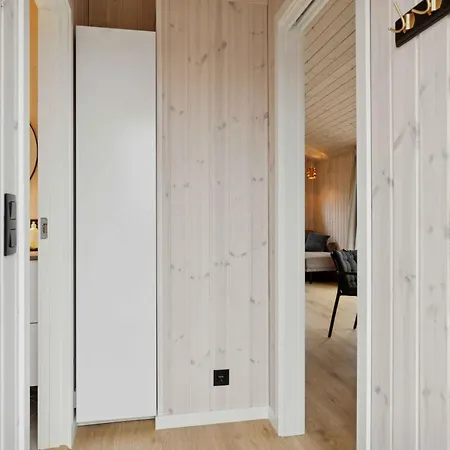 Charming Newly Built 300 M From * Karrebæksminde