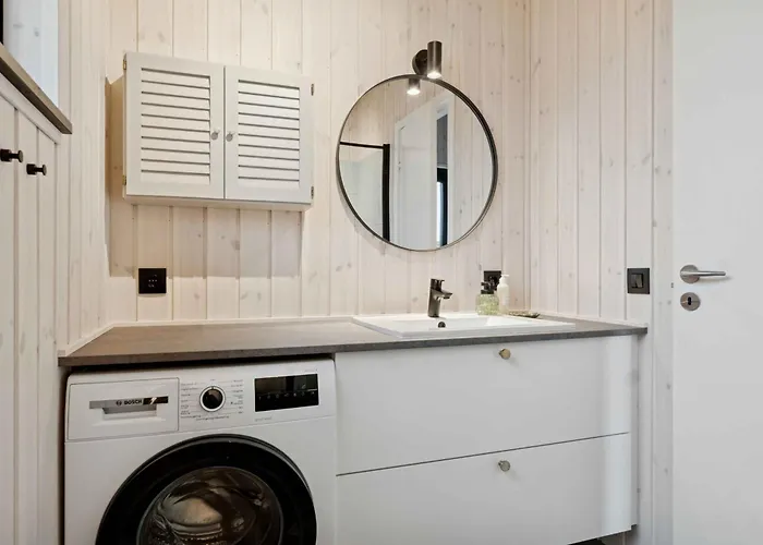 Charming Newly Built 300 M From * Karrebæksminde